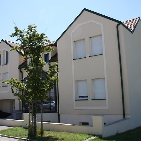 Lieblingsort Appartement Neusiedl am See Buitenkant foto